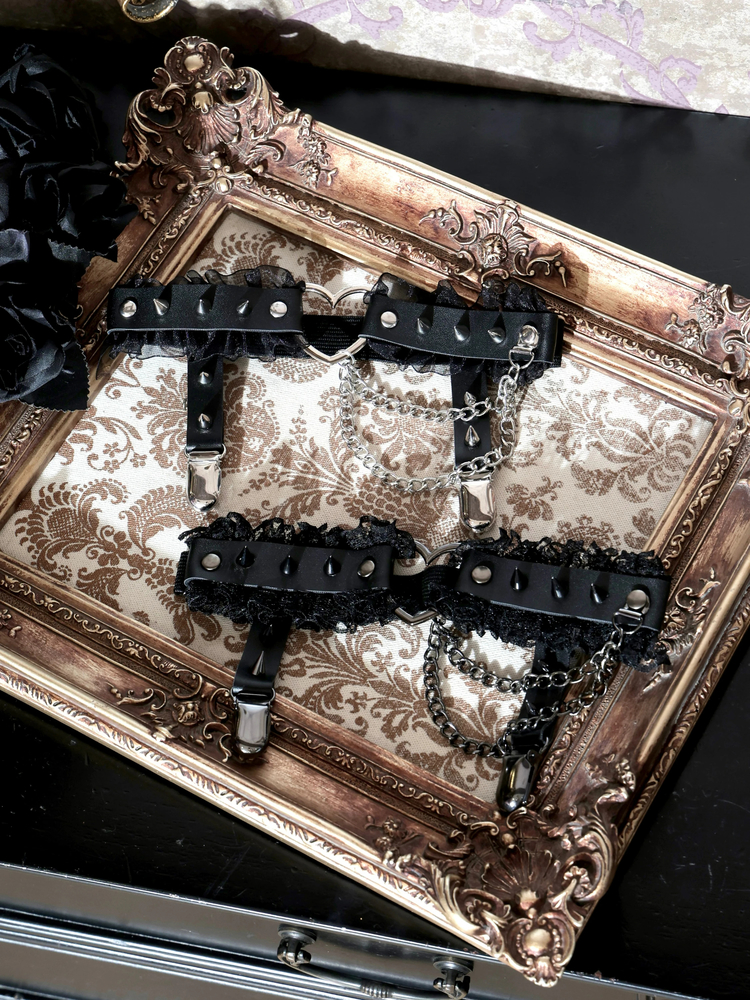 NOEMIE(ノエミー) |ソックスガーターベルト