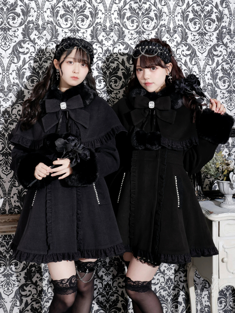 NOEMIE(ノエミー) |ゴシックフリルレースアップケープコート