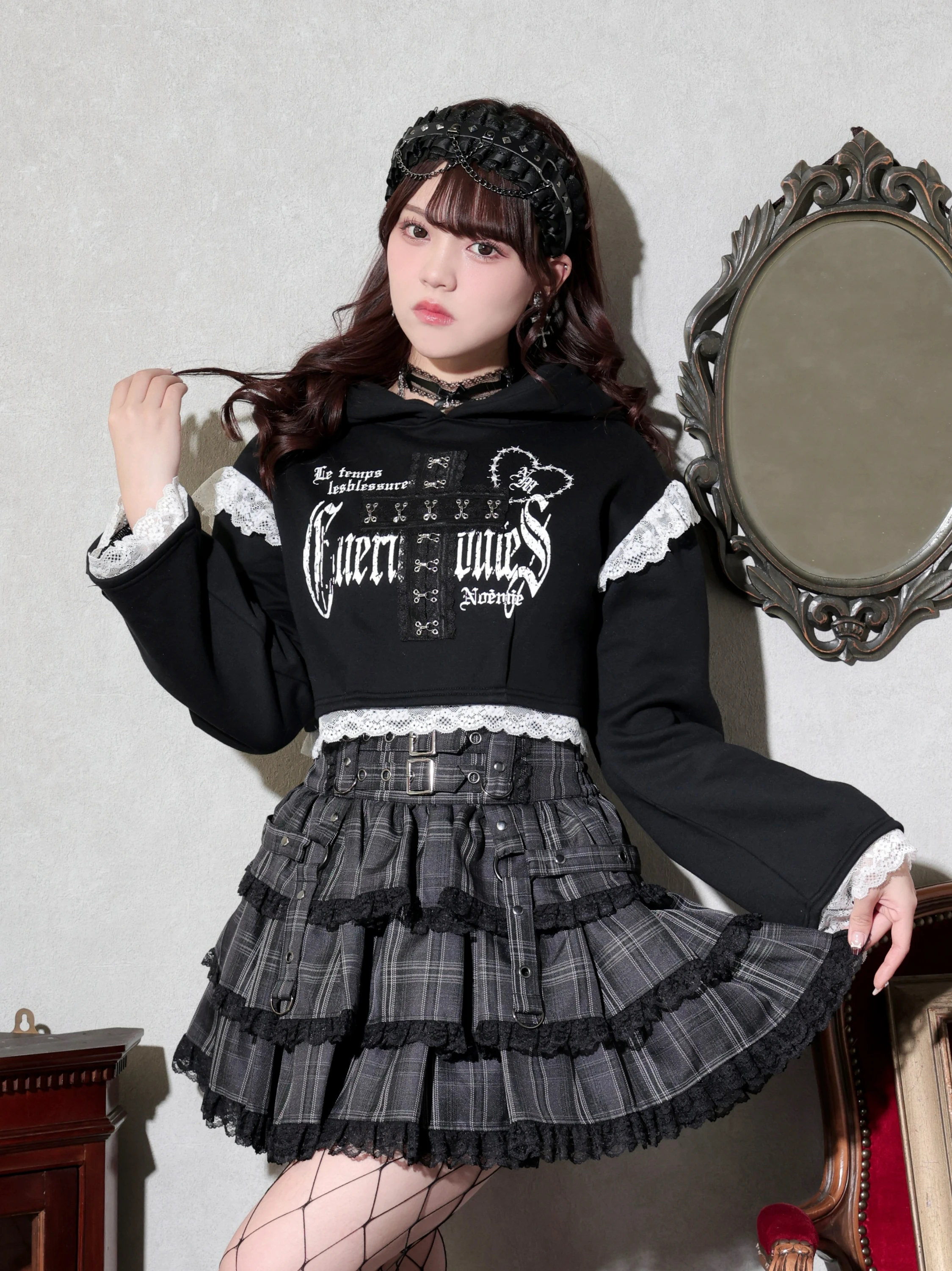 ななちみ　ラパフェ 黒 レース パーカー　うさ耳 01_001-120.jpg