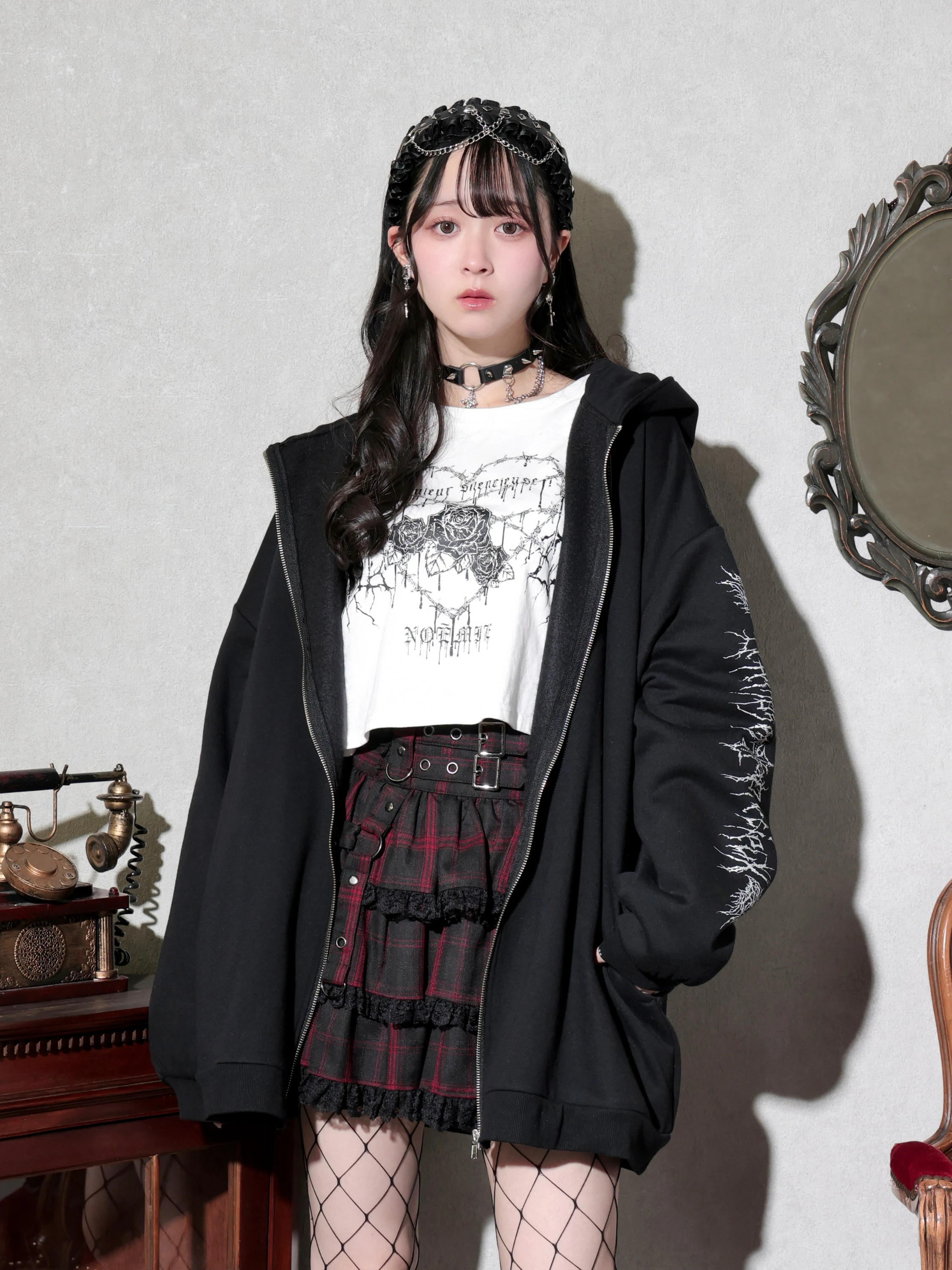 ねこ耳ファーしっぽ付き裏起毛ジップパーカー（パーカー｜オフホワイト