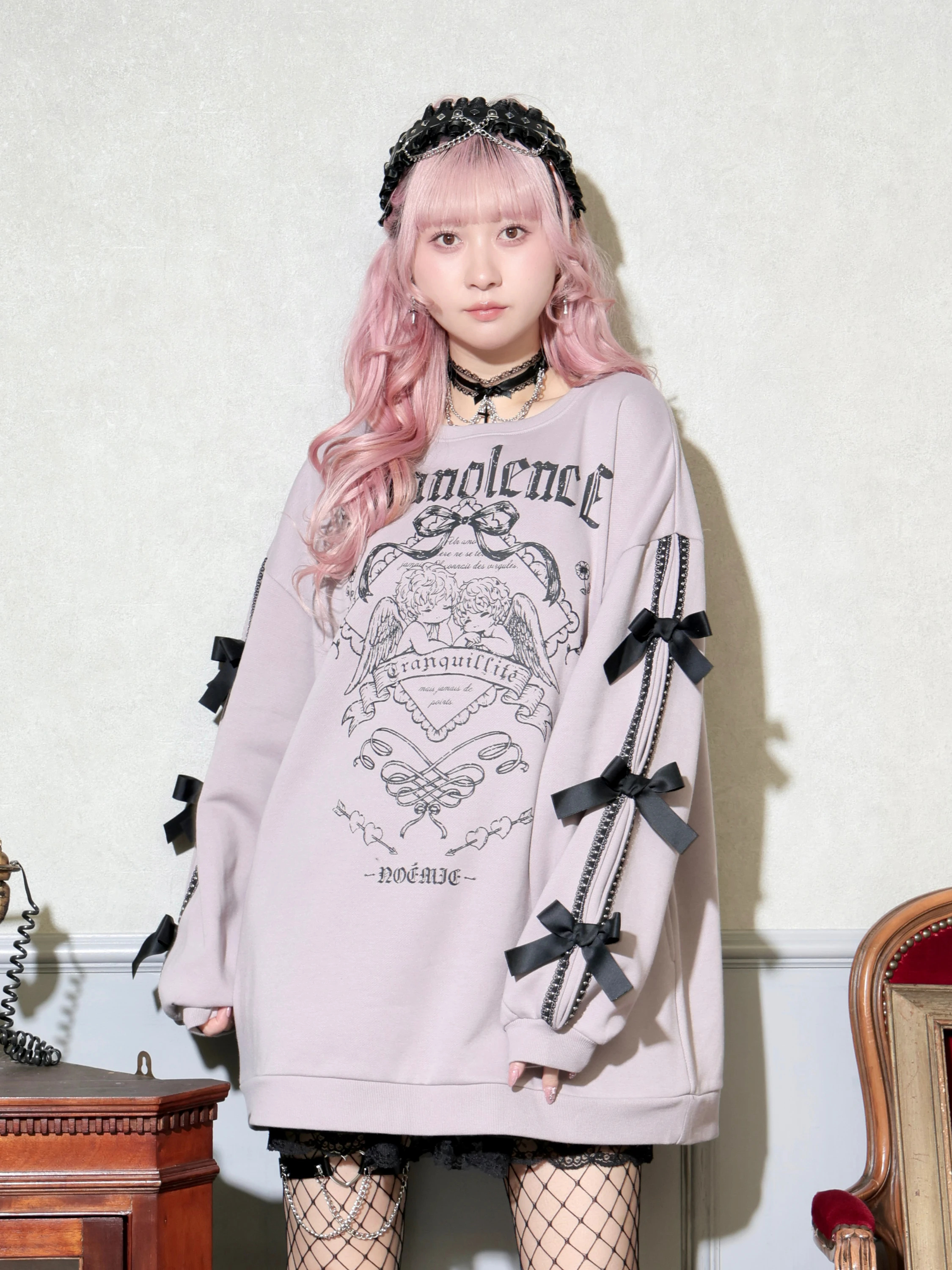 袖リボンエンジェルフリルチュニック（パーカー｜黒・ピンク）｜【公式