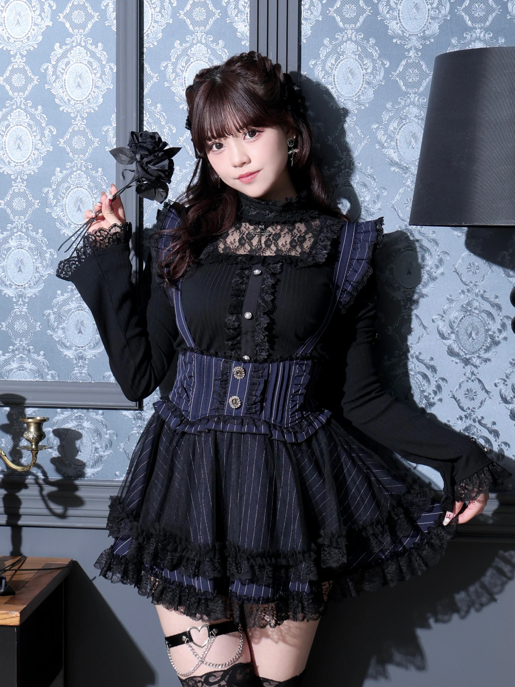00s 希少 ozz croce チャーム付きレースアップ切り替えv系カットソー クロスレースリボンカットトップス ｜ LIZ LISA（リズリサ）公式通販