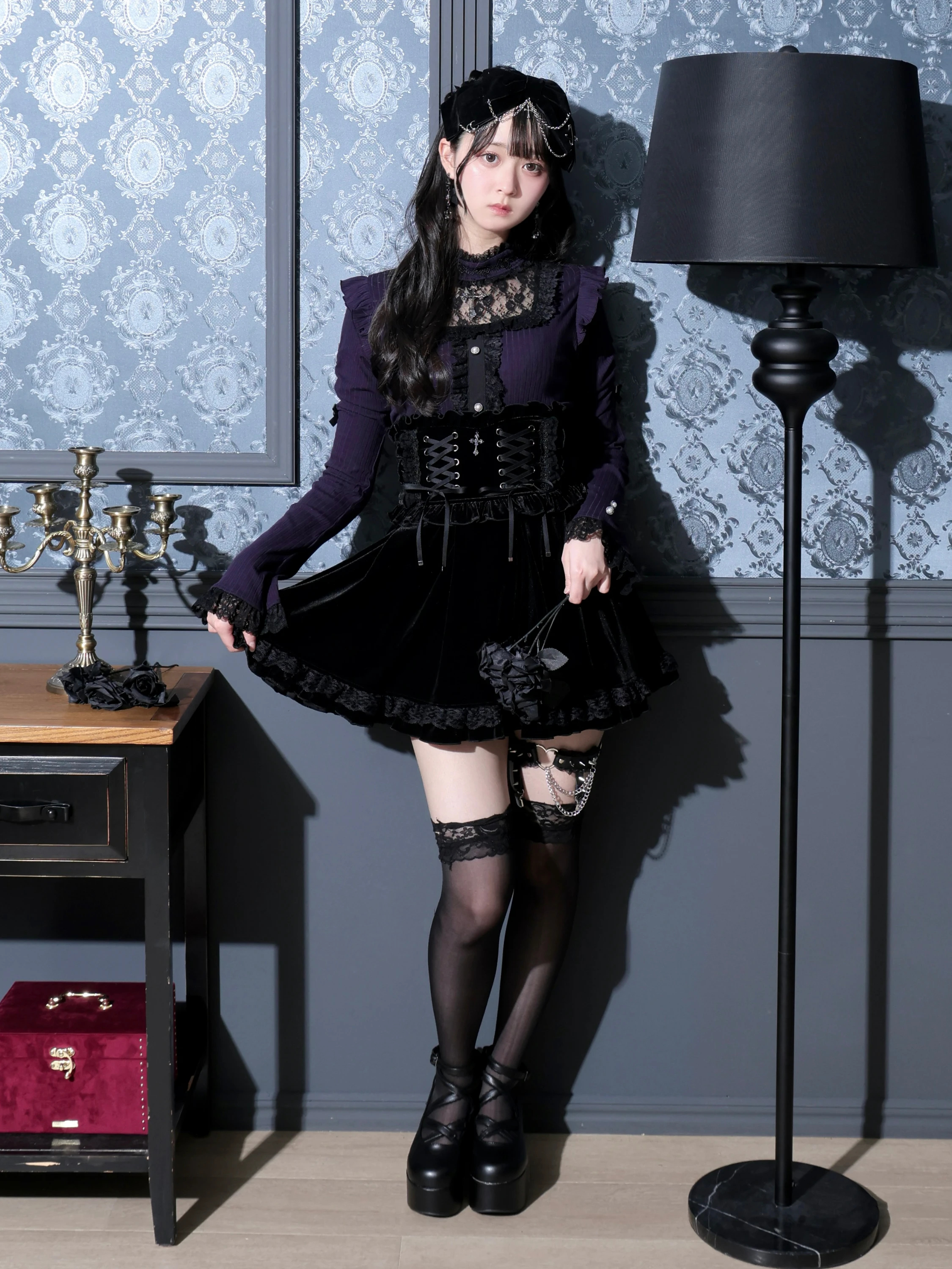 クロスチャームフレアスリーブカットソー（カットソー・Tシャツ｜オフ