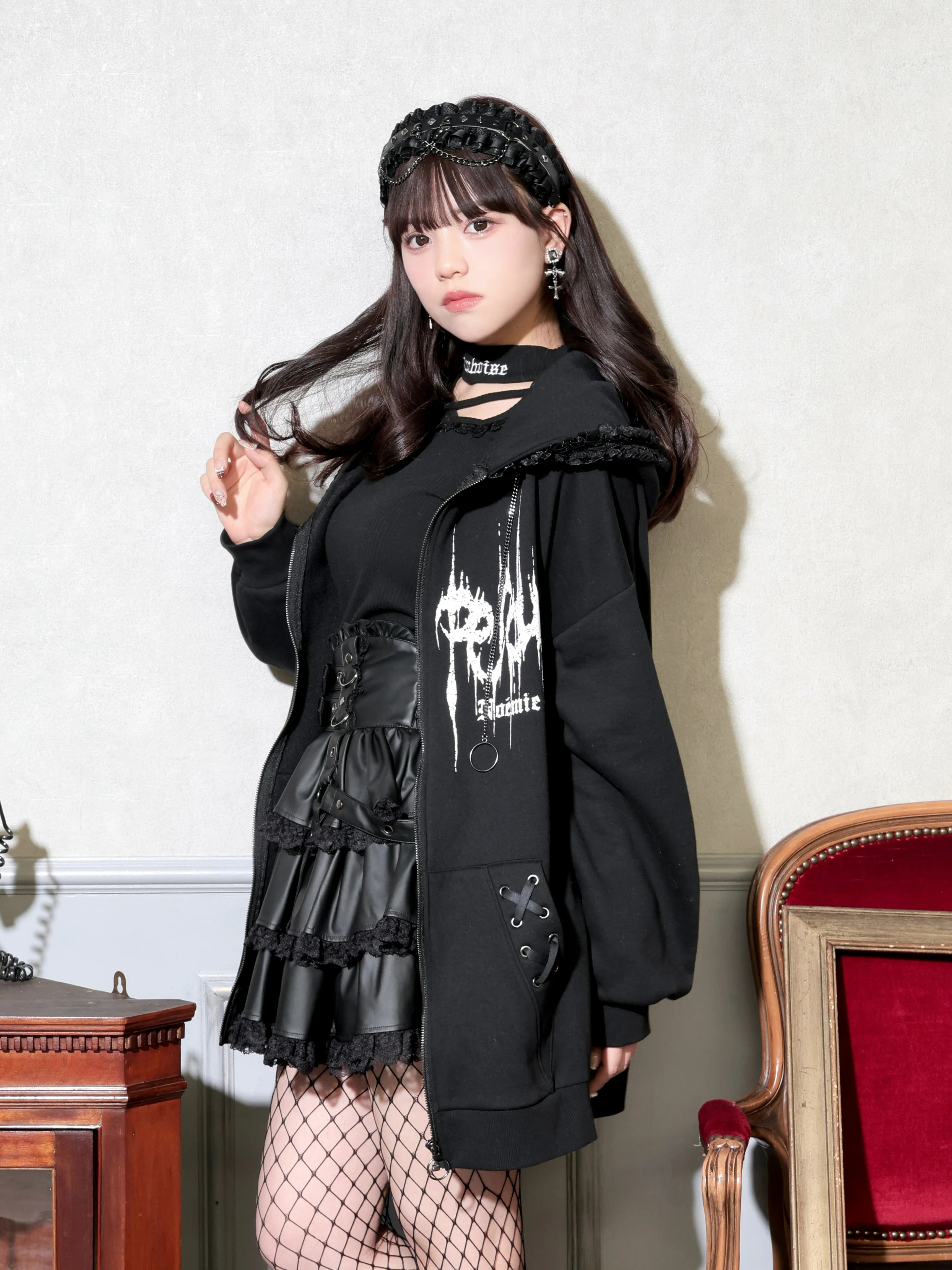 うさ耳ハートピアスジップパーカー（パーカー｜黒・ピンク）｜【公式