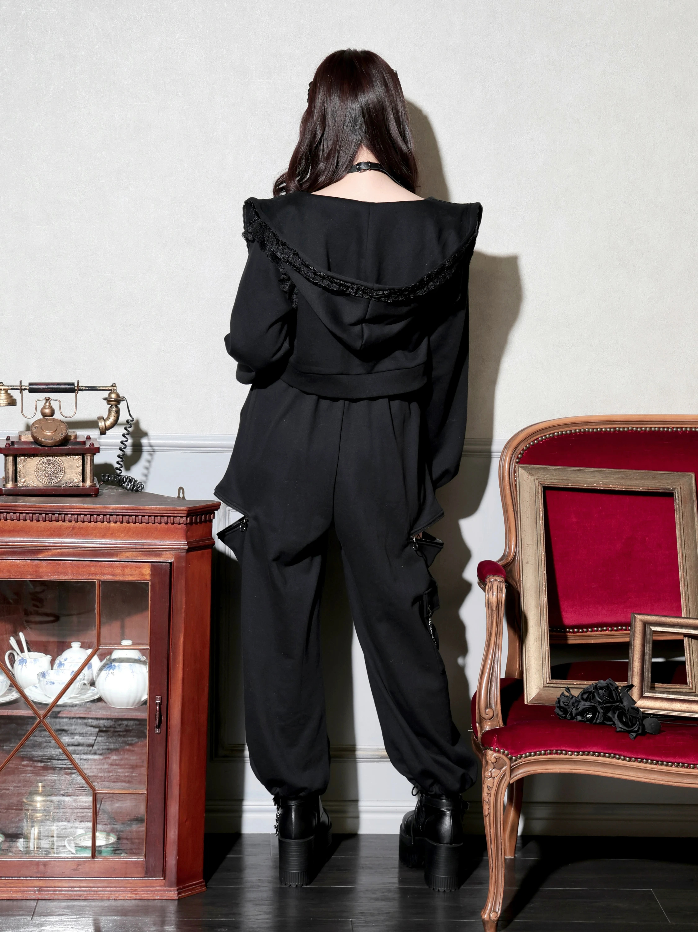 ハトメベルトチェーンユニセックス起毛パンツ（ロングパンツ｜黒・青