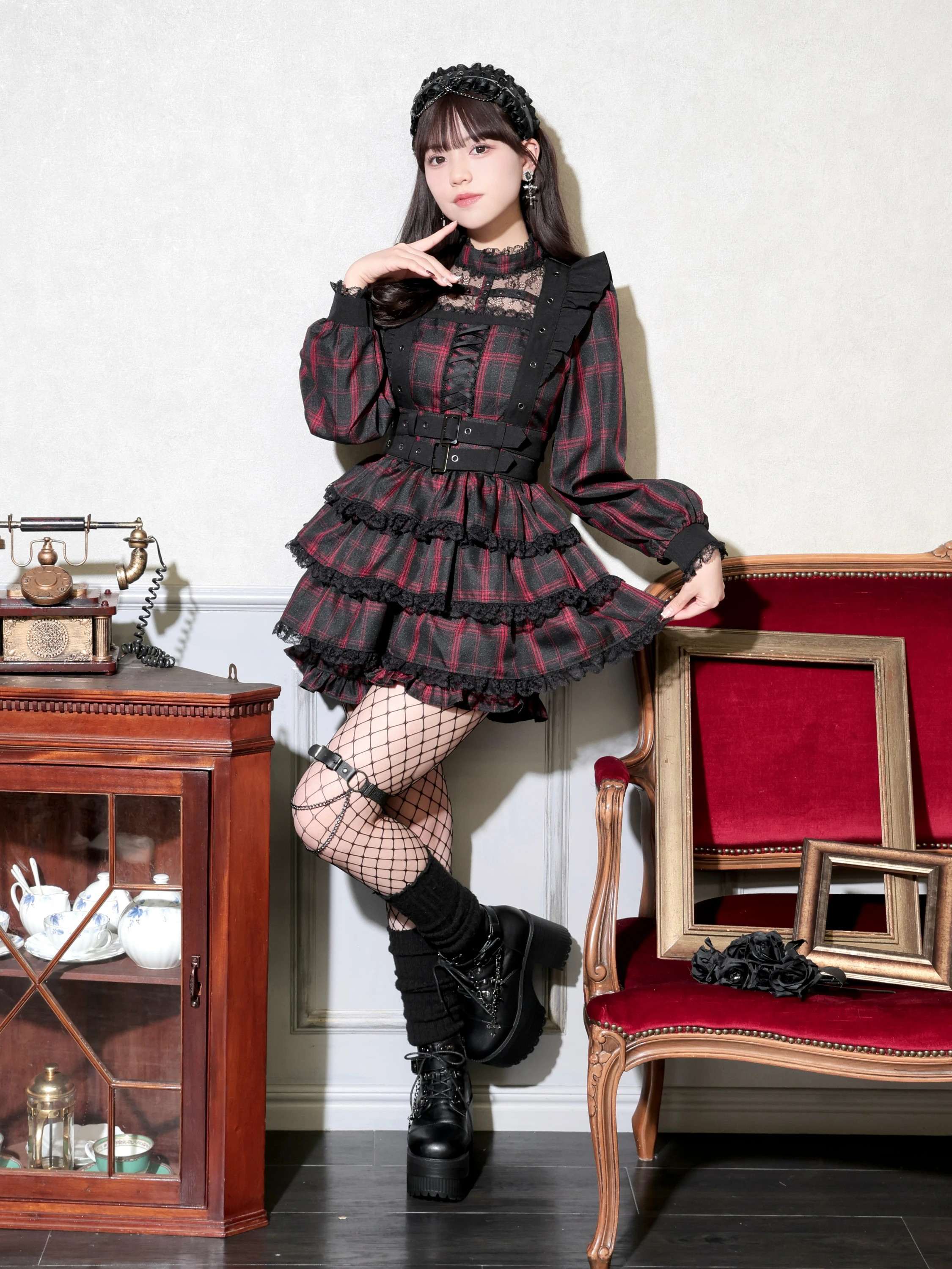 ハーネスベルトティアードセットアップ（セットアップ｜濃グレー・赤