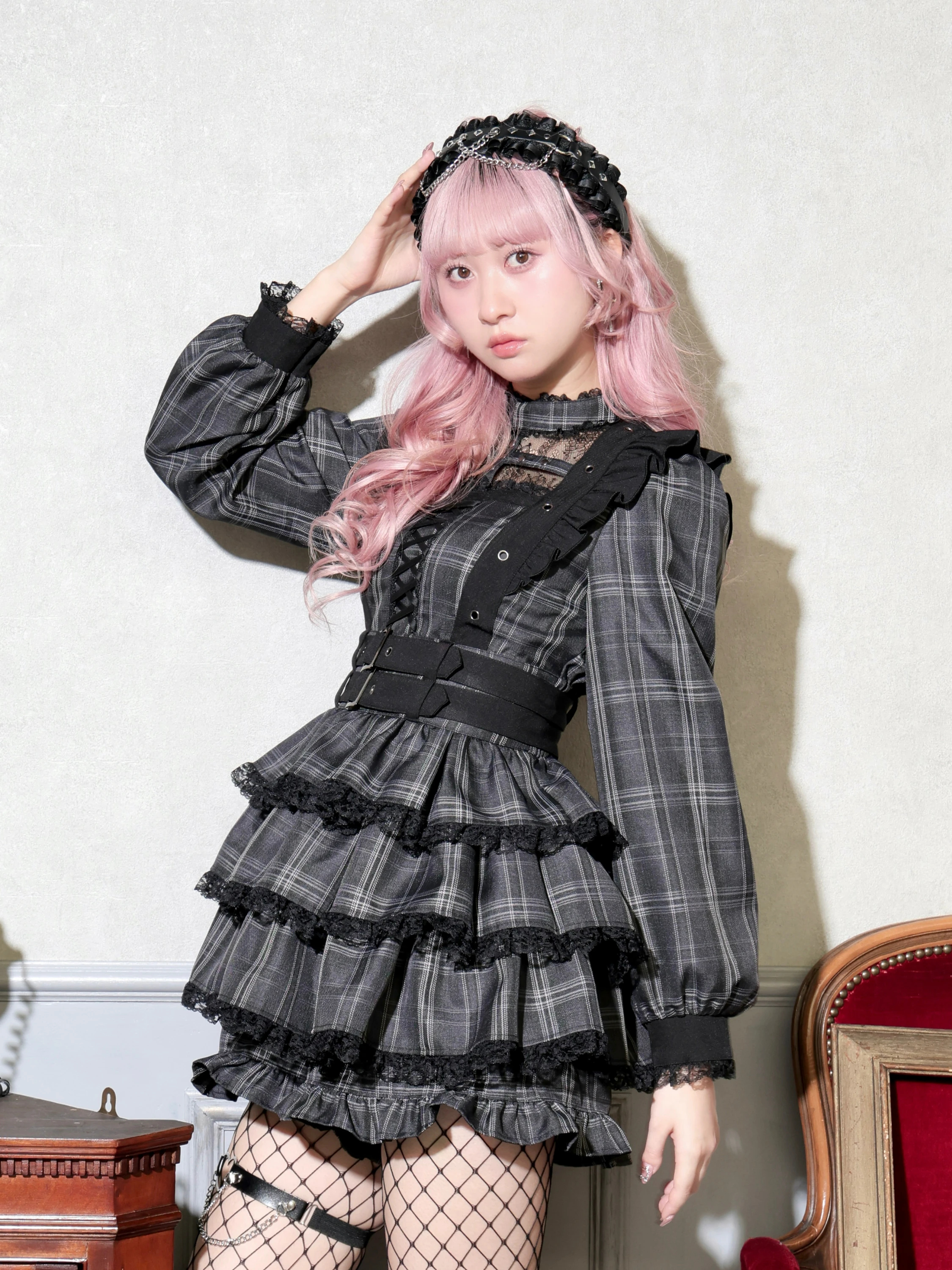 ハーネスベルトティアードセットアップ（セットアップ｜濃グレー・赤