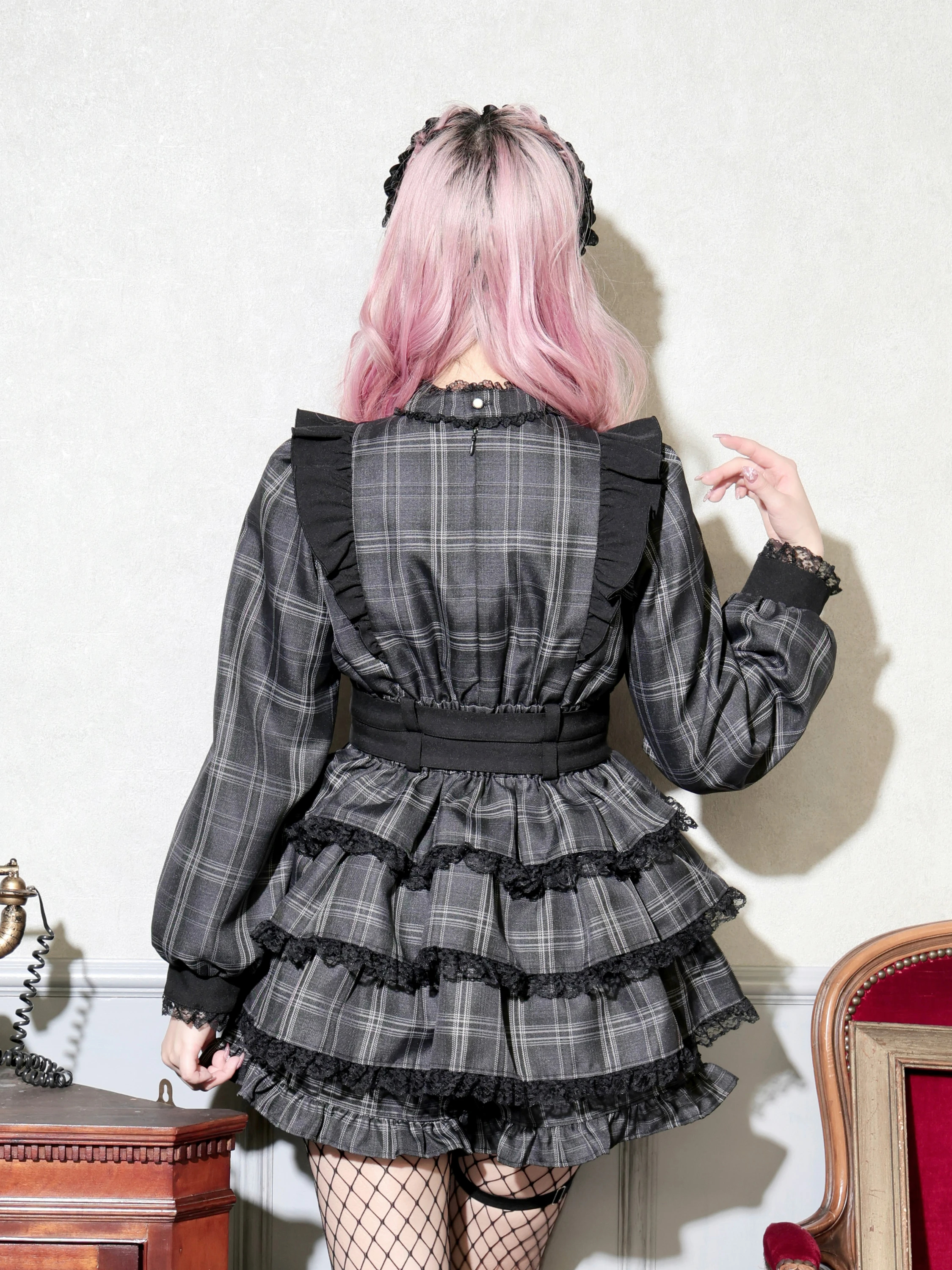 ハーネスベルトティアードセットアップ（セットアップ｜濃グレー・赤