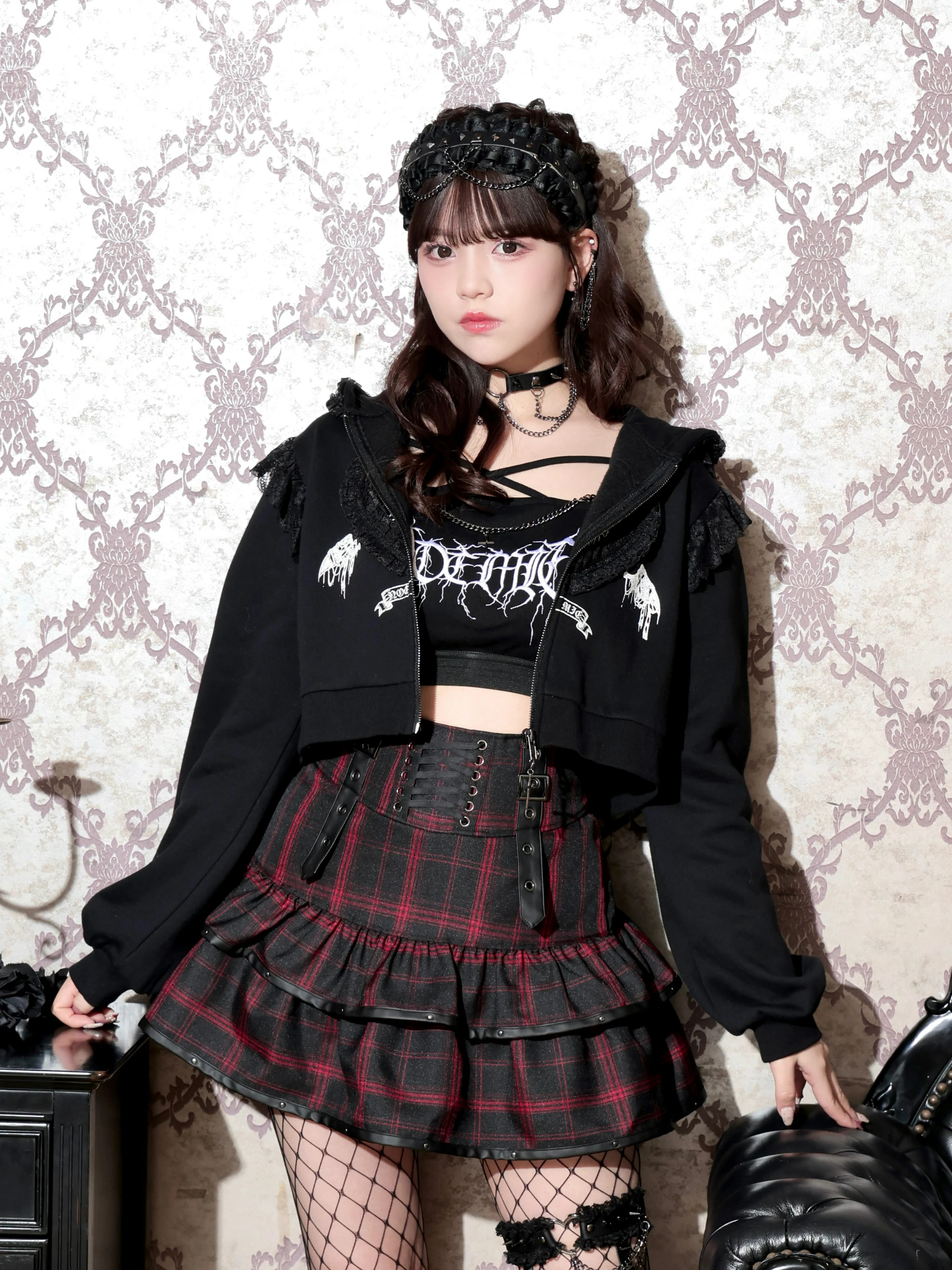 合皮スタッズフリルバックルスカパン（ミニスカート｜赤・黒・A柄