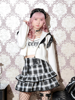 NOEMIE(ノエミー) |合皮スタッズフリルバックルスカパン