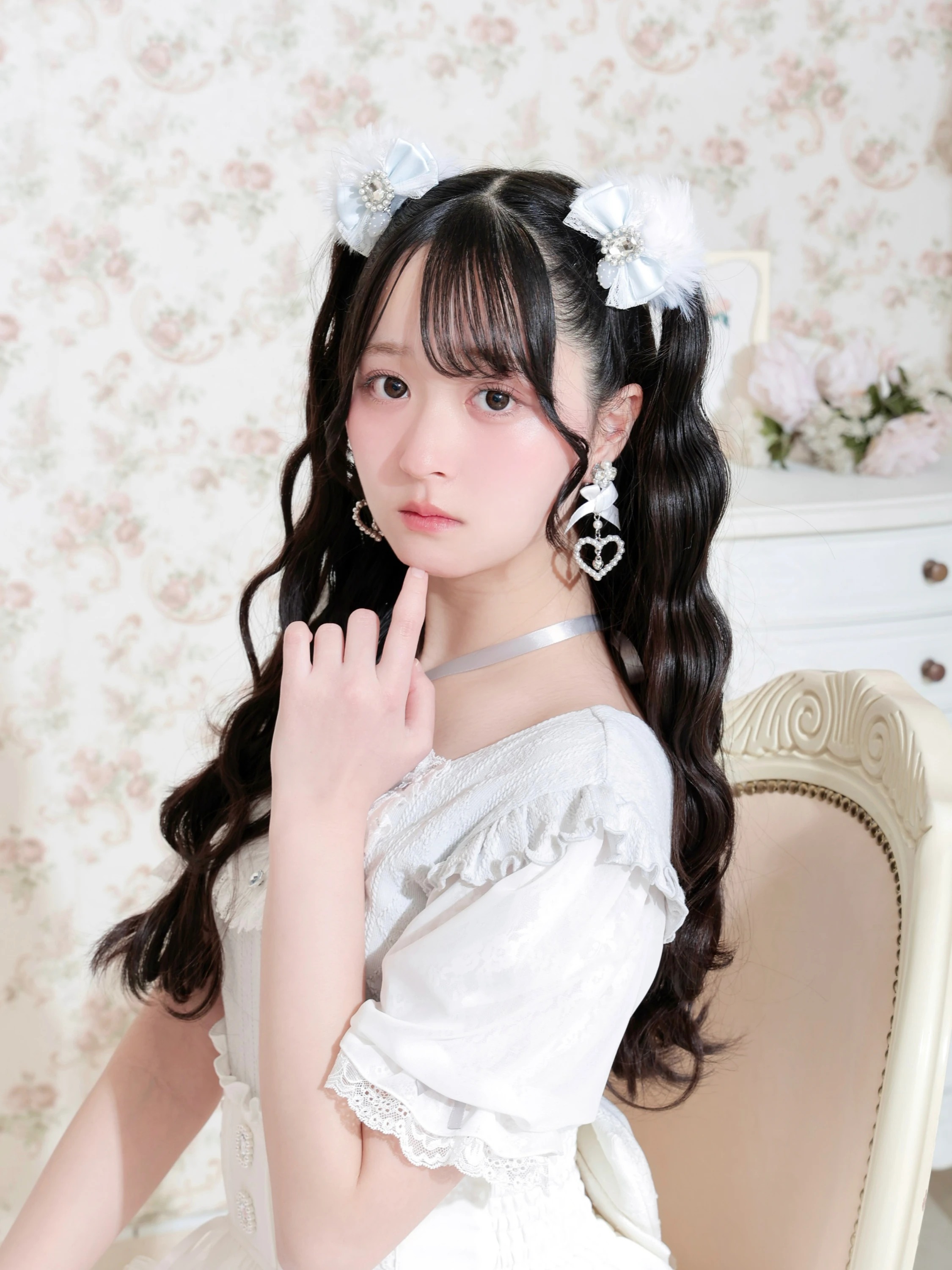 未使用リボンファービジュブローチ付き リボン付ふわふわファーバック | Rlab store