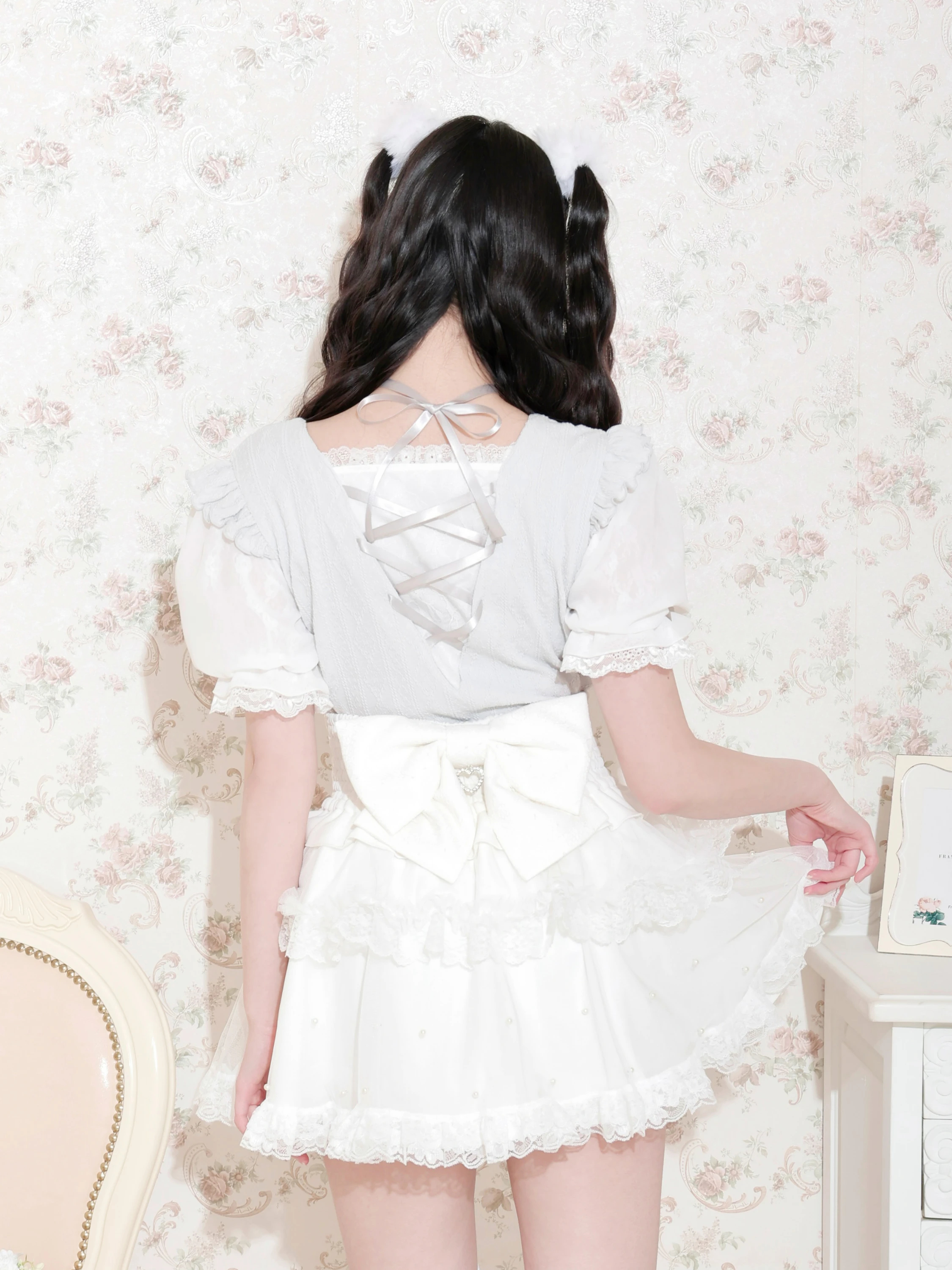 ★ XOXO★キスキス★バックレース付きトップス★ホワイト★Tシャツ★白★新品★ XOXO - ☆ XOXO☆キスキス☆バックレース付きトップス☆ホワイト☆T